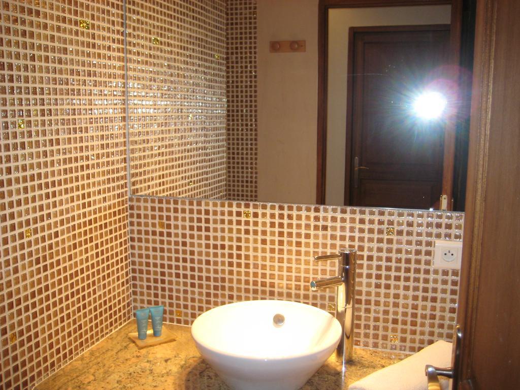 Appart'Hotel Et Chambres Essentiel Spa Arles Buitenkant foto