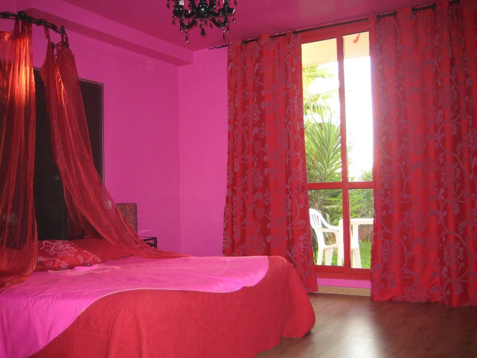 Appart'Hotel Et Chambres Essentiel Spa Arles Buitenkant foto